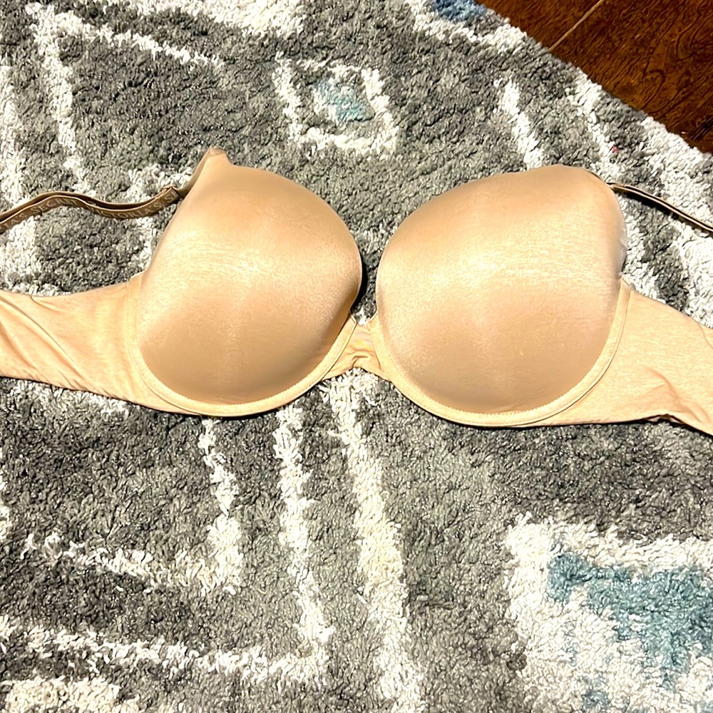 Victoria Secret t-shirt push up full coverage bra, size 38DD, nude, gentle used